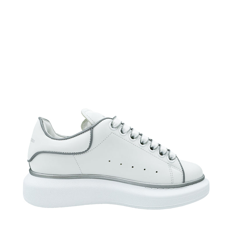 ALEXANDER MCQUEEN OVERSIZE SNEAKERS IN WHITE AND SLIVER