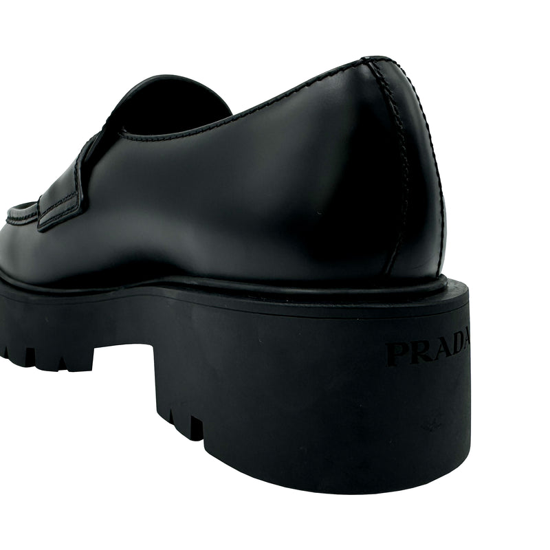 PRADA LEATHER LOAFER