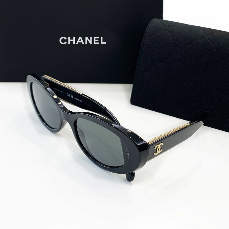 CHANEL OVAL FRAMED SUNGLASSES